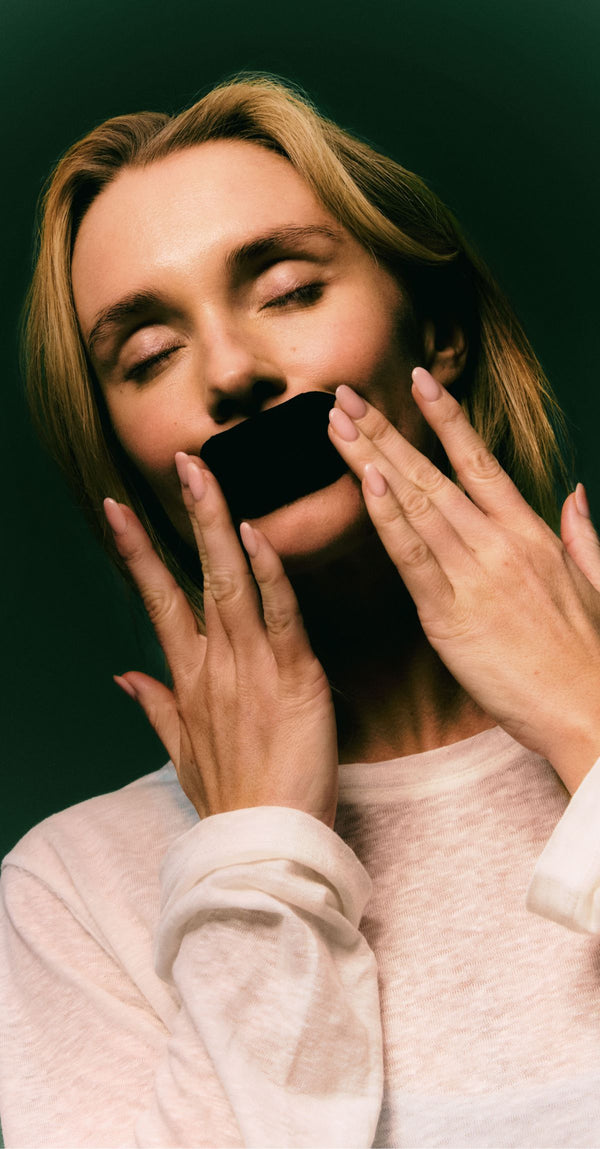 MOISTURIZING MOUTH TAPE