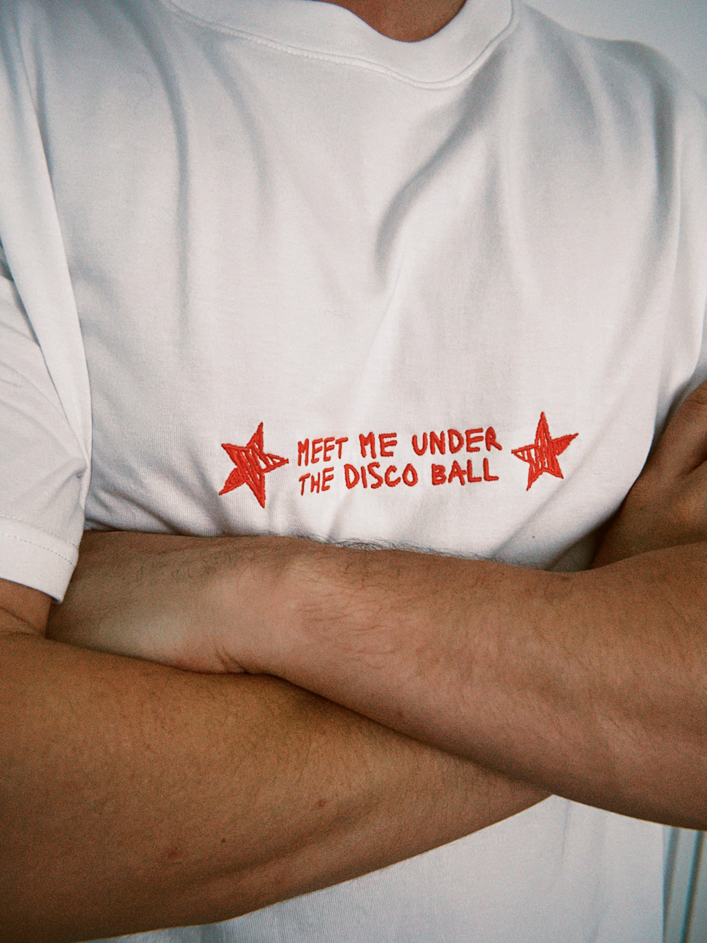 BOYFRIEND TEE